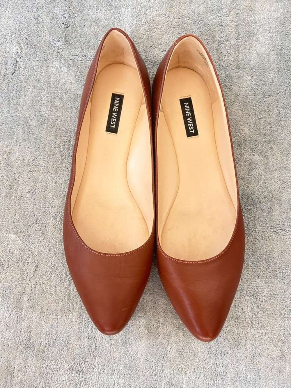 Nine West Tan Leather Flats | beautiful dark tan colored | perfect condition